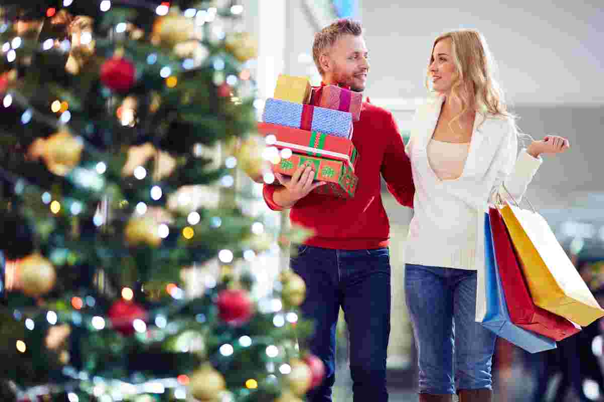 aumento spesa media natale